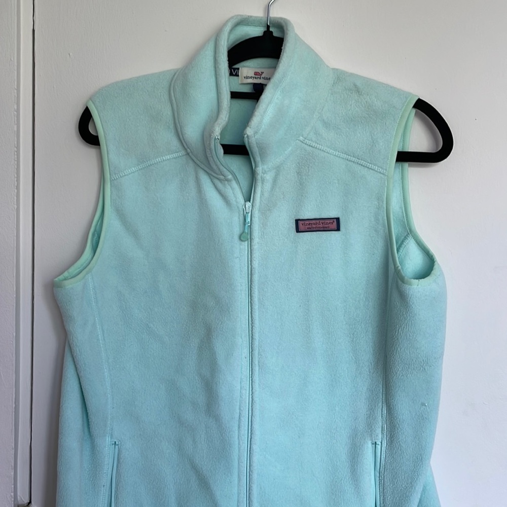Vineyard Vines Woman’s large teal vest
